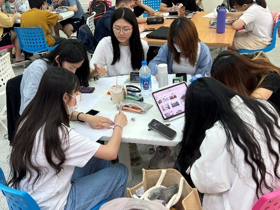 「生成式AI導入課程教學」：設計史概論