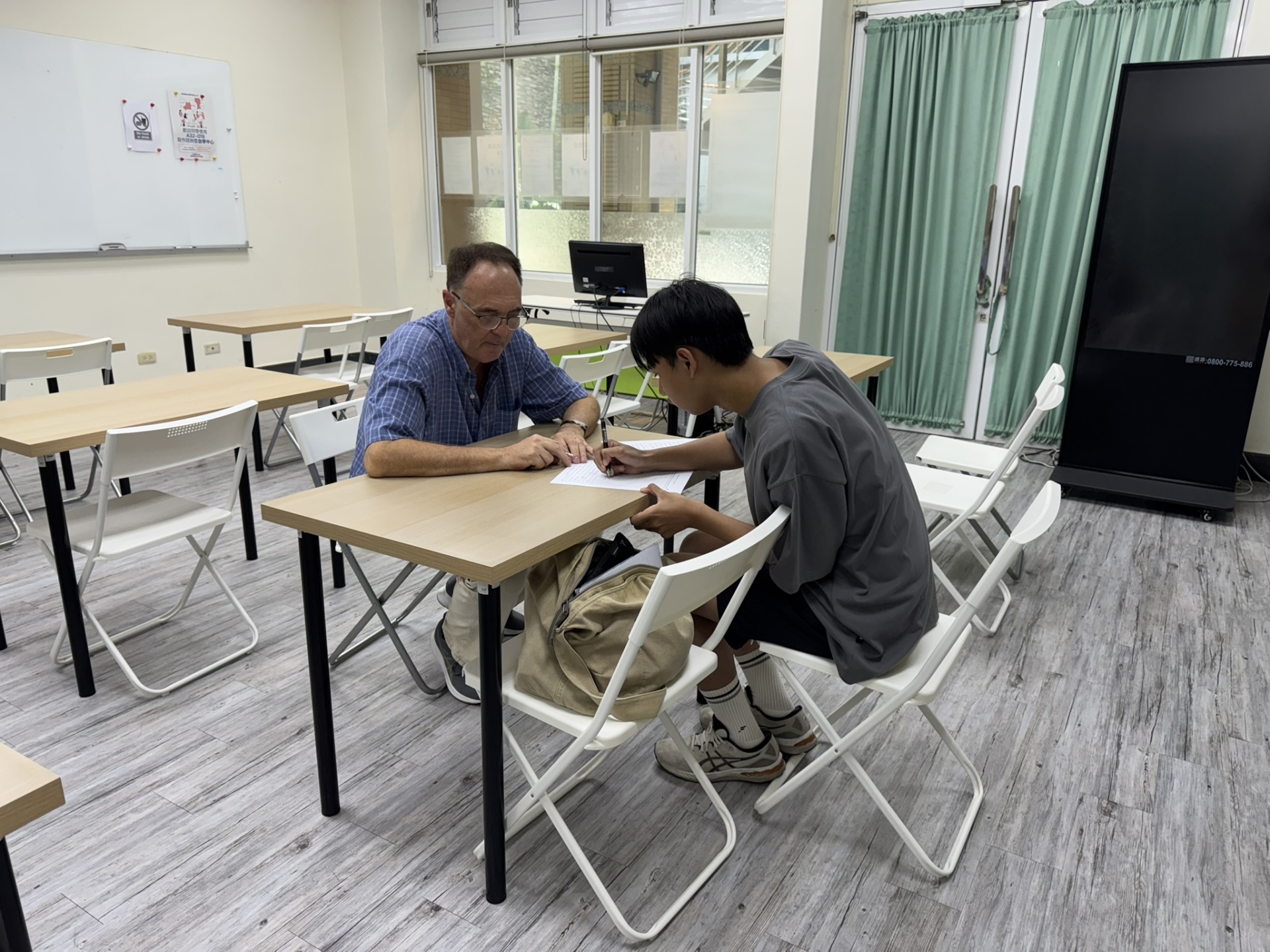 英文寫作諮詢服務