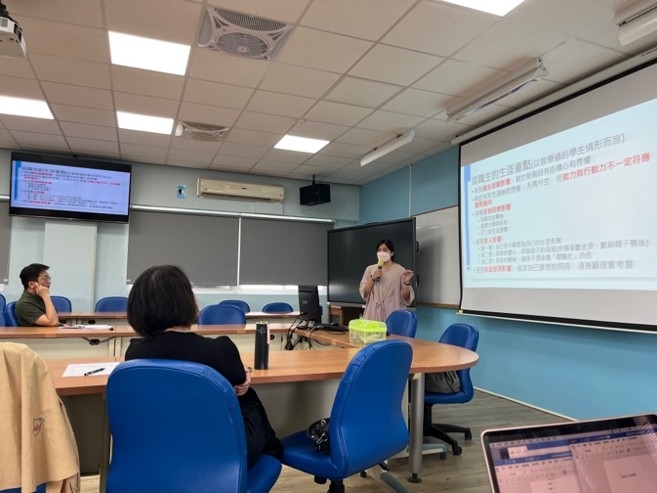 A6 輔導與諮商學系:「職業教育與訓練及生涯規劃」課程之創新教學